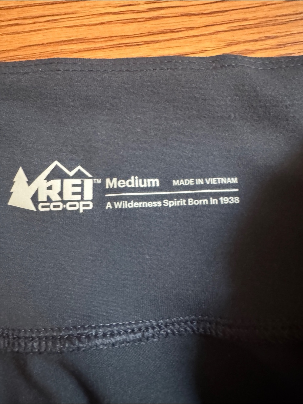 REI Pants size medium - Picture 5 of 6